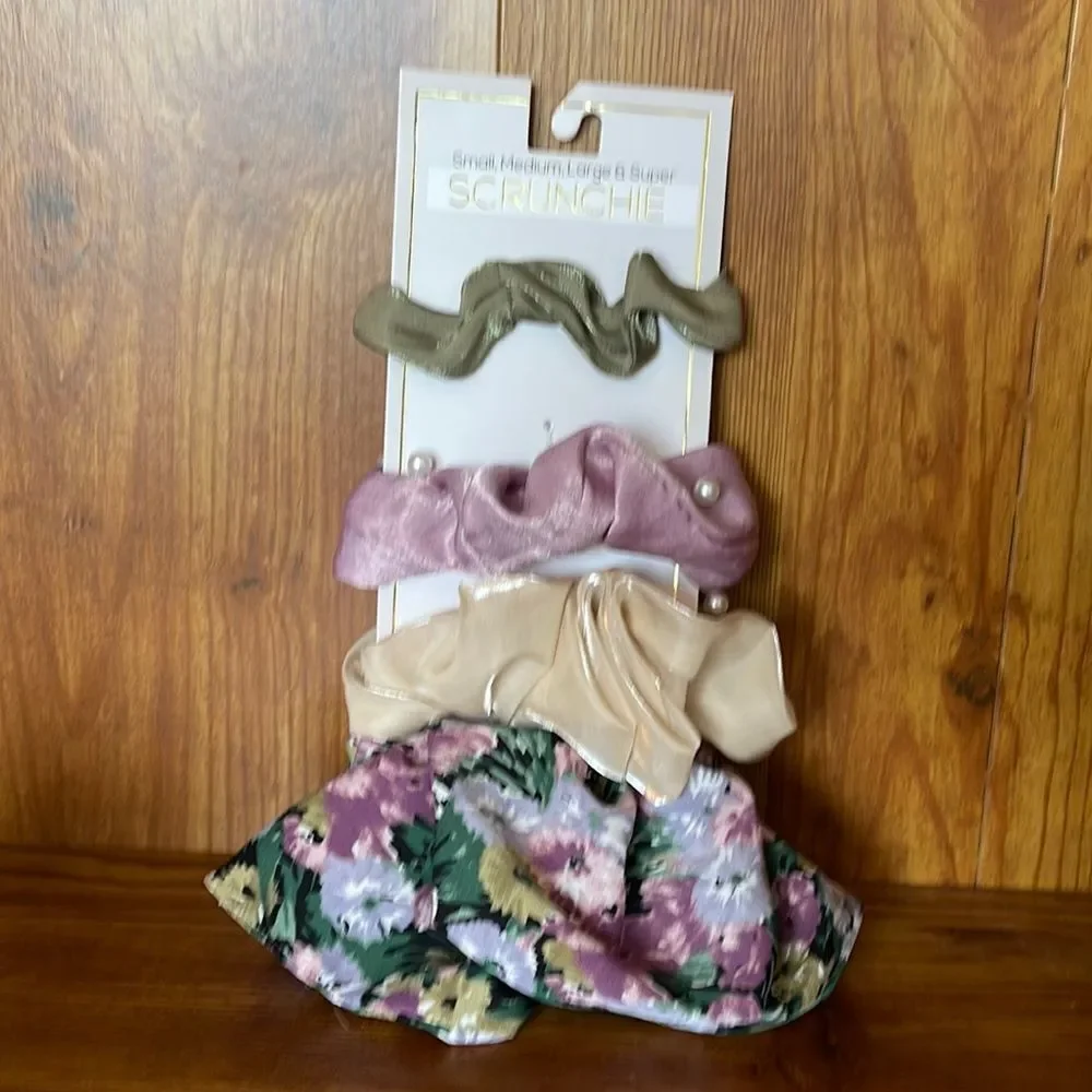 4 Pack Scrunchies in Various Sizes, Small, Medium, L & xl and acrylic claw clips